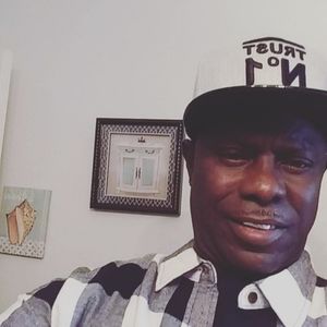 Meet your Posher, Larry